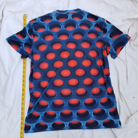 3D T-shirt - Picture 2 of 2